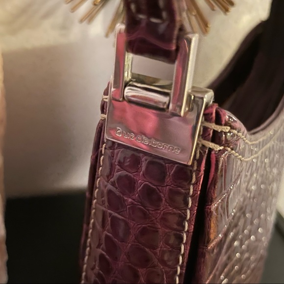 Liz Claiborne Croc Handbag - Picture 5 of 8